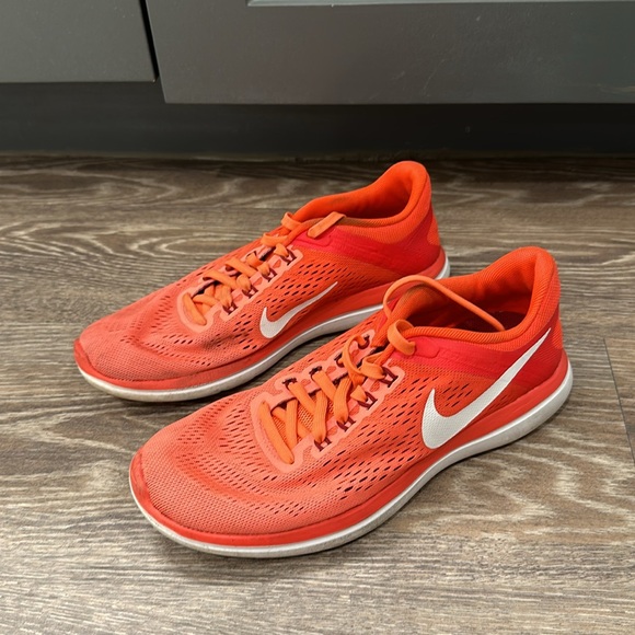 Nike Free Run Flash Pink Training Shoes - Picture 7 of 8